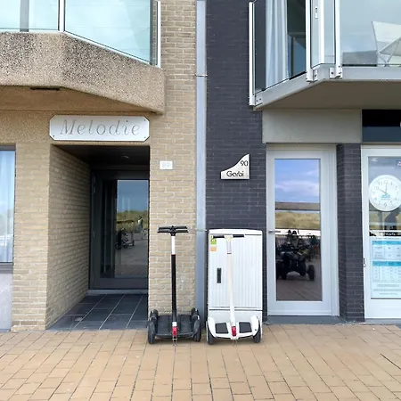 Couple Near Beaches, Cleaning Included Apartment Nieuwpoort