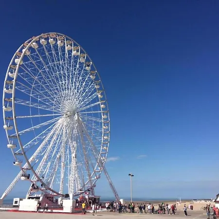 Couple Near Beaches, Cleaning Included * Nieuwpoort